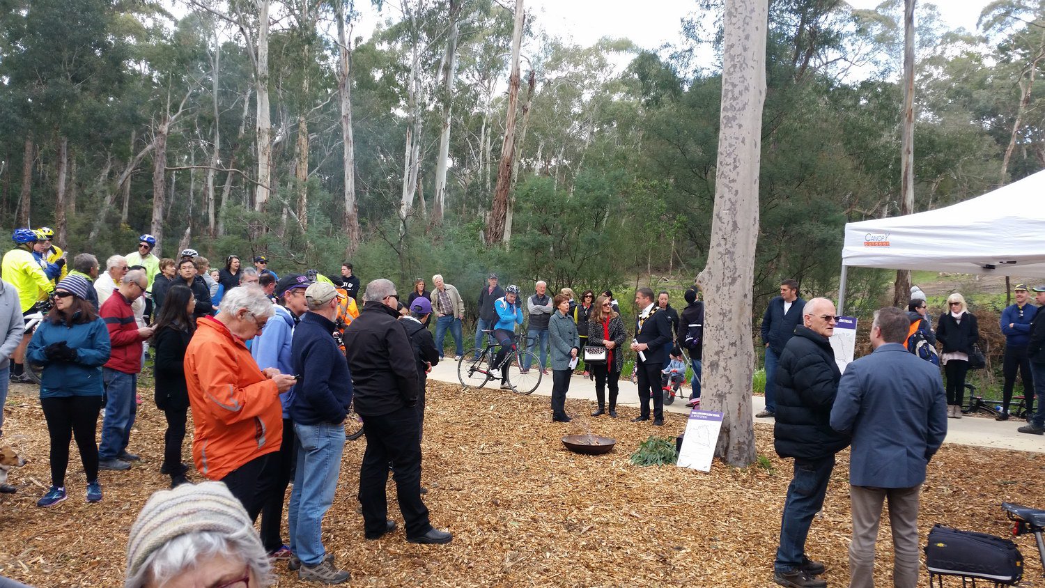 Gathering crowd for the ceremony. Mullum Mullum trail official opening, 16th September 2018.