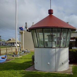 Lighthouse head